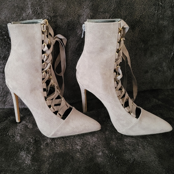 Heeled Booties - Picture 3 of 7